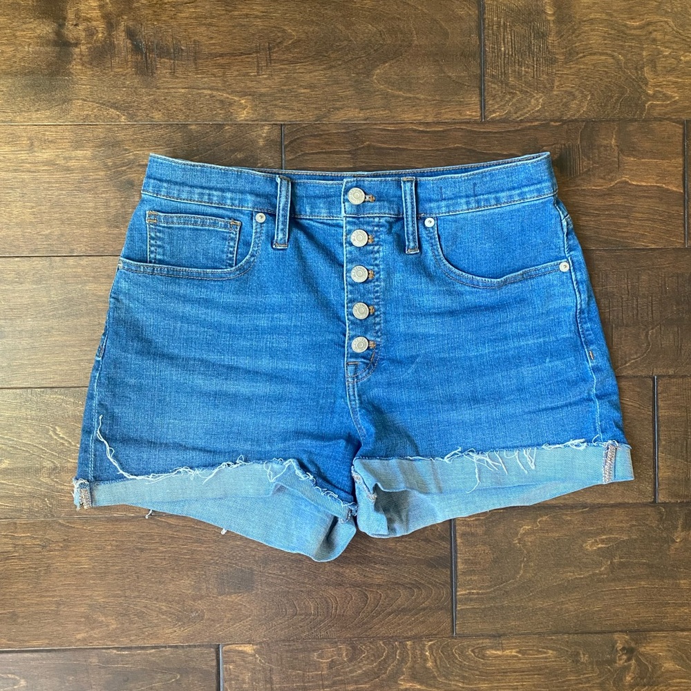 Madewell High rise shorts